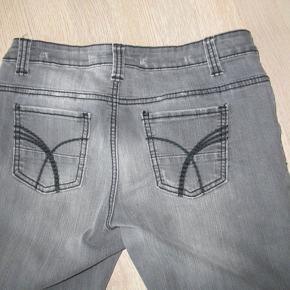 Grey Stone Wash Yessica (German) Jeans - Picture 5 of 7